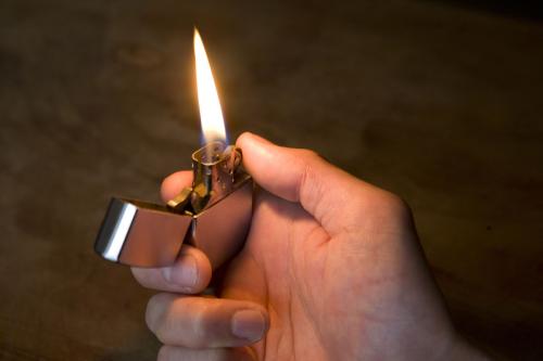 測(cè)試阻燃劑阻燃性能用打火機(jī)測(cè)試可行嗎？